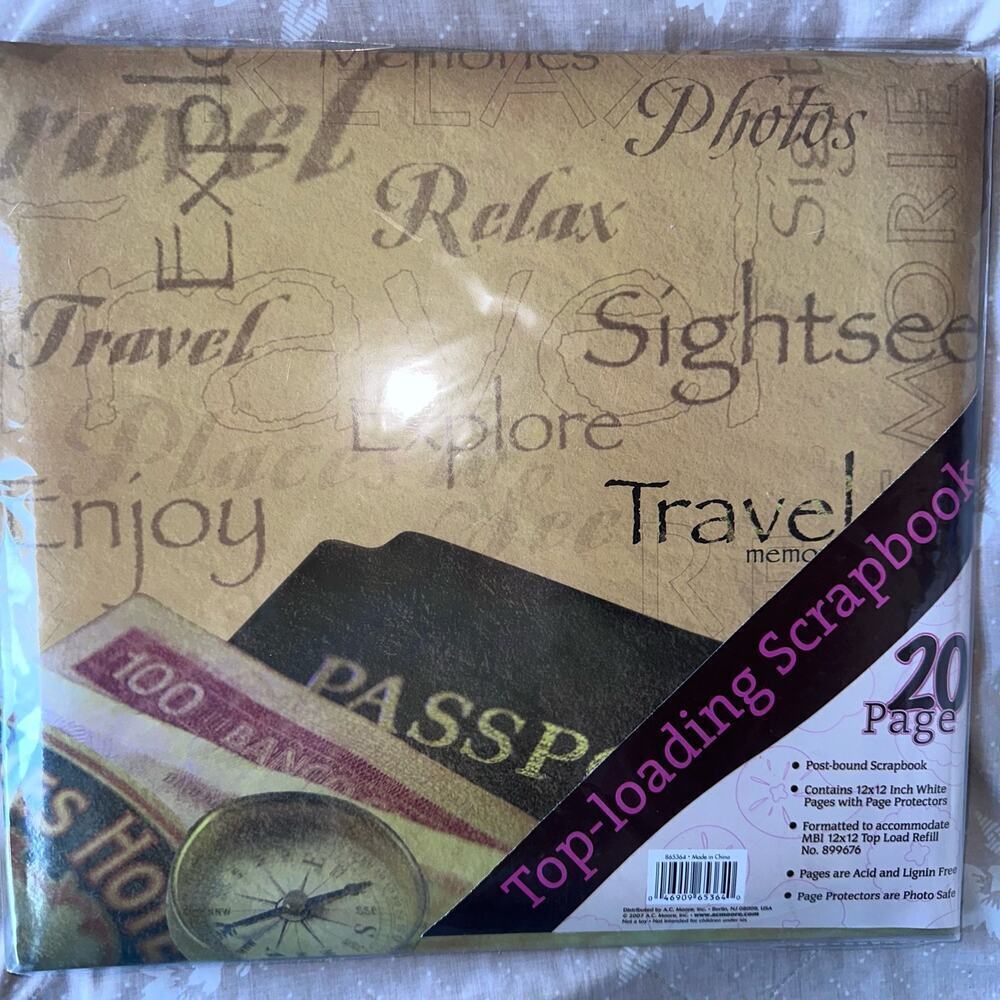 NIP AC Moore Top Loading Post Bound Scrapbook 12 x 12 - 20 Pages Travel Theme
